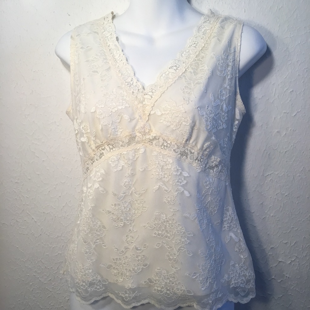 Worthington Petite Stretch Ivory Sleeveless Top